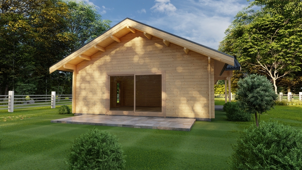 Drewniany domek na zielonym trawniku.