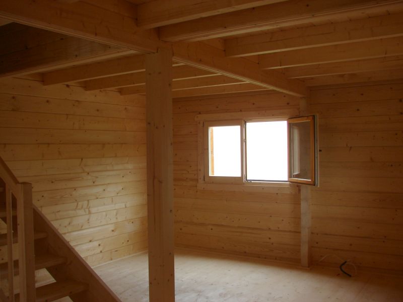 Drewniane, wnętrze pomieszczenia.