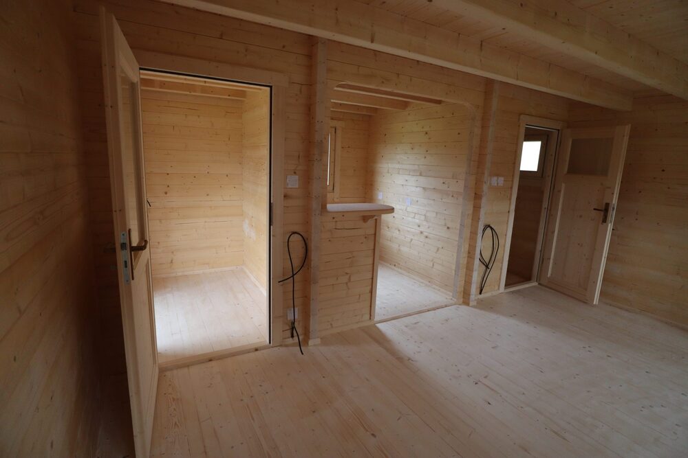 Wnętrze drewnianego domu